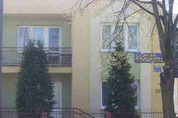 Polonia Privát Ciechocinek, Exterior